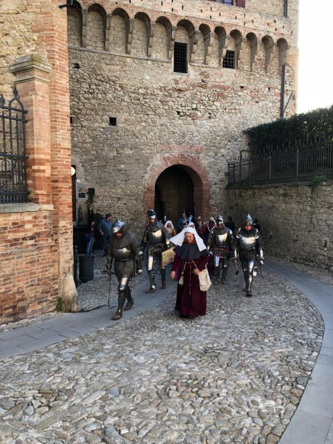 Alla Locanda Del Cinquecento Castrocaro Terme Luaran gambar